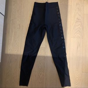 Black Ultracor Knockout Star Legging — size S